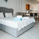 Apartamento Sophia Pool In Caesar Blue Resort,gym, Swimming Pools, Sauna, Hammam, Kids' Club Available Perivolia tou Trikomou