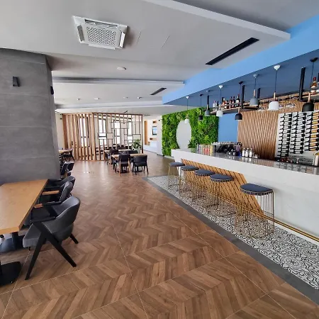 Appartement Sophia Pool In Caesar Blue Resort, Fixed Lunch 3pm, Gym, Swimming Pools, Sauna, Hammam, Kids' Club Available Perivolia tou Trikomou