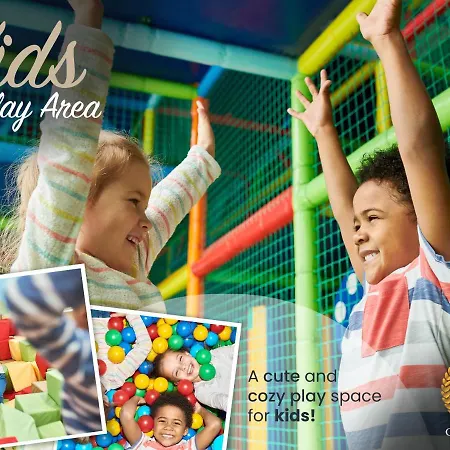 Apartment Sophia Pool In Caesar Blue Resort, Fixed Lunch 3pm, Gym, Swimming Pools, Sauna, Hammam, Kids' Club Available