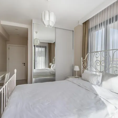 Sophia Pool In Caesar Blue Resort, Fixed Lunch 3pm, Gym, Swimming Pools, Sauna, Hammam, Kids' Club Available Appartement *