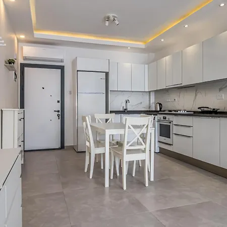 Appartement Sophia Pool In Caesar Blue Resort, Fixed Lunch 3pm, Gym, Swimming Pools, Sauna, Hammam, Kids' Club Available Perivolia tou Trikomou