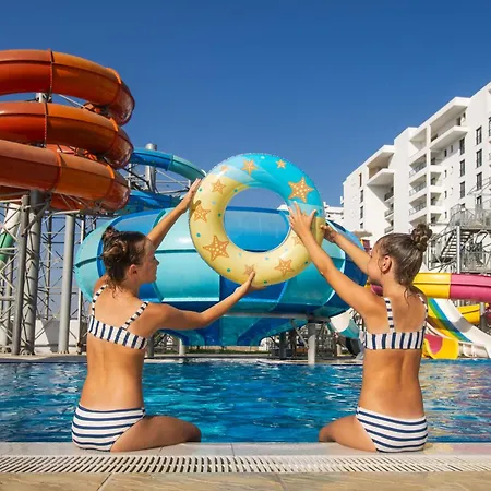 Sophia Pool At Caesar Blue Resort: Luxury With Extended Breakfast *