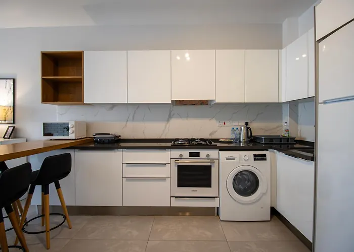 Sophia Pool At Caesar Blue Resort: Luxury With Extended Breakfast